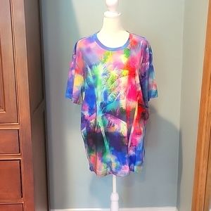 Men's size Large Robert Graham t shirt. 100% Cotton. Never worn. NWT